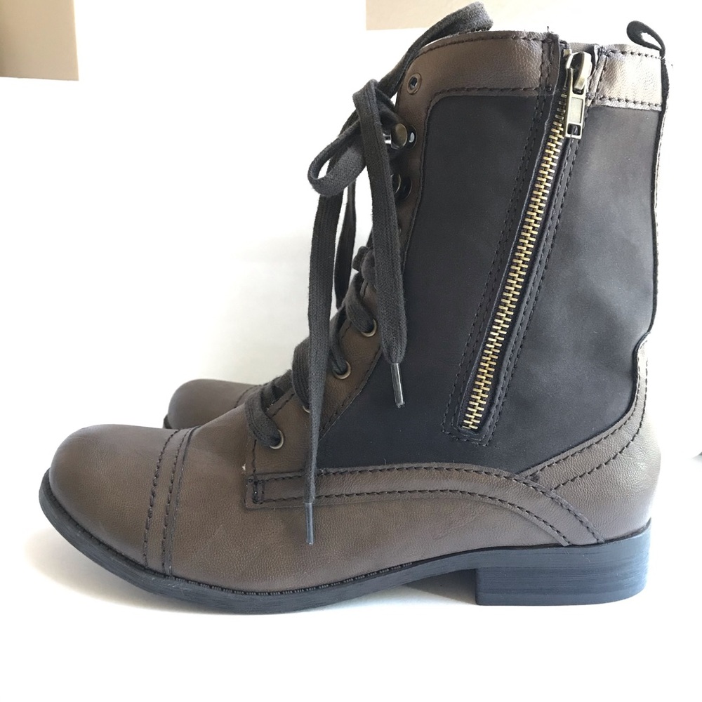 Report Women’s Brown Boots size 8